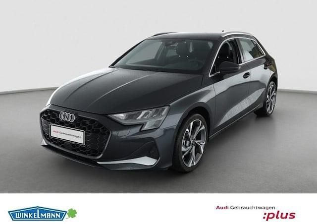 Manhattangrau metallic Gebraucht 2025 Audi A3 Advanced Plus | 31.950 € (Superpreis) - Bild 1/3