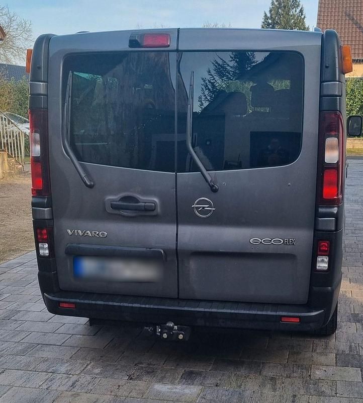 Gebraucht Opel Vivaro S 95 PS (69 kW) 2016 Grau Van / Kleinbus