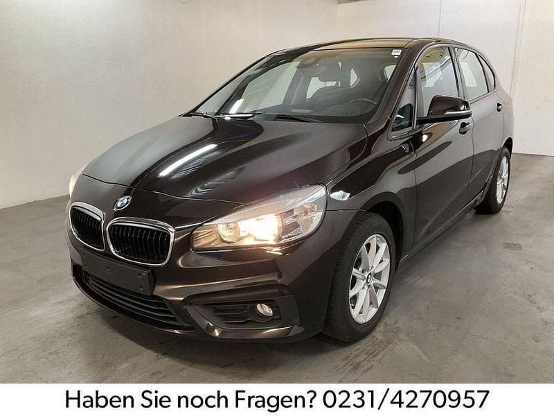 Sparkling brown metallic Gebraucht 2015 BMW 218 Basis Kombi | 10.790 € (Fairer Preis) - Bild 1/4