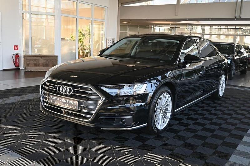 Schwarz Gebraucht 2020 Audi A8L Limousine | 44.950 € (Guter Preis) - Bild 1/3