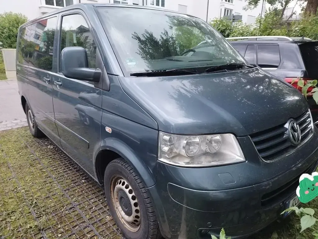 Gebraucht VW Multivan 174 PS (127 kW) 2009 Grau Van / Kleinbus