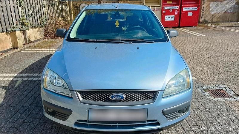 Gebraucht Ford Focus 100 PS (73 kW) 2005 Blau Kombi
