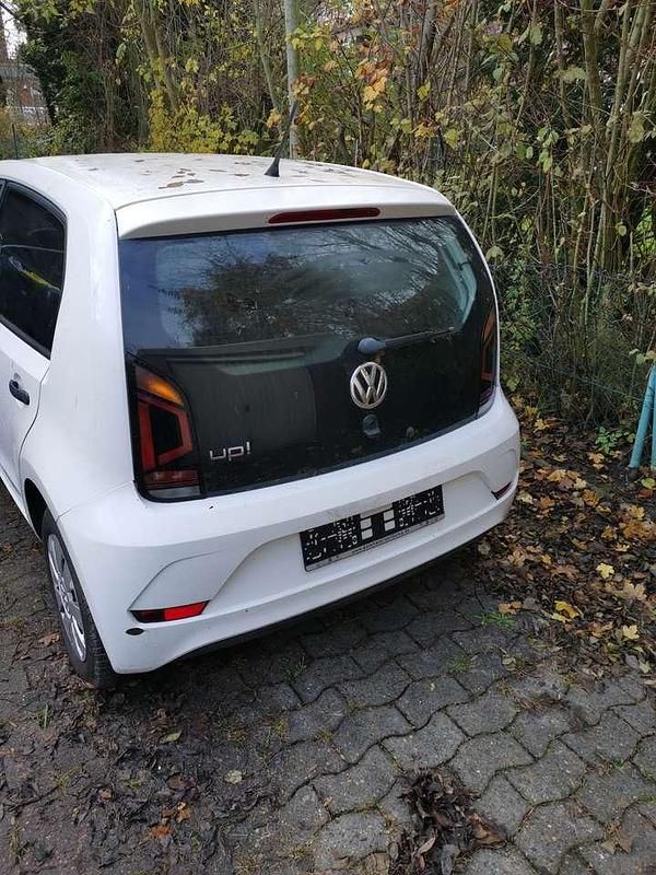 Gebraucht VW up! CLUB 68 PS (50 kW) 2016 Weiß Kleinwagen