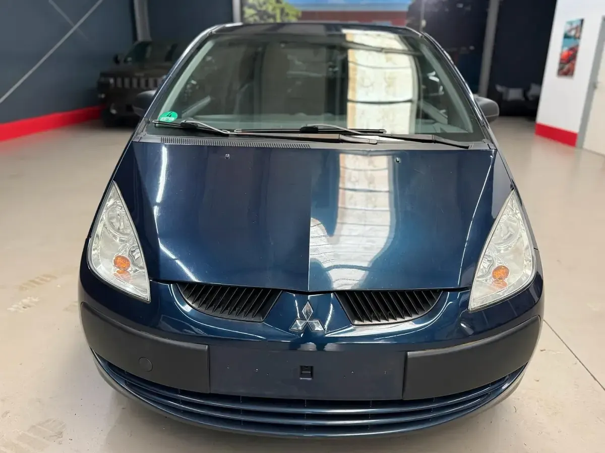 Gebraucht Mitsubishi Colt Inform 75 PS (55 kW) 2008 Blau Kleinwagen
