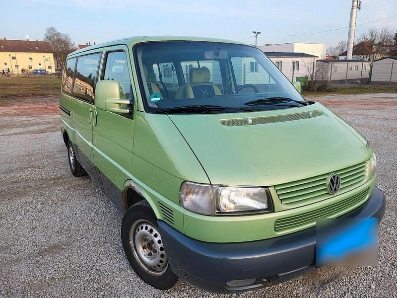 Gebraucht VW T4 102 PS (75 kW) 1998 Grün Van