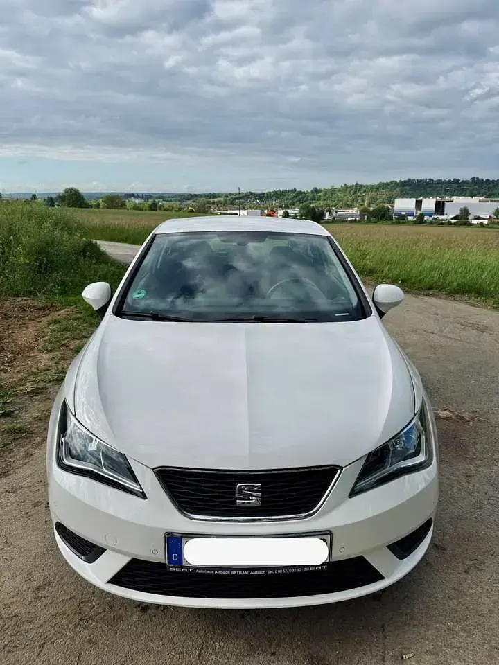 Gebraucht Seat Ibiza Style 110 PS (80 kW) 2015 Weiß Kleinwagen