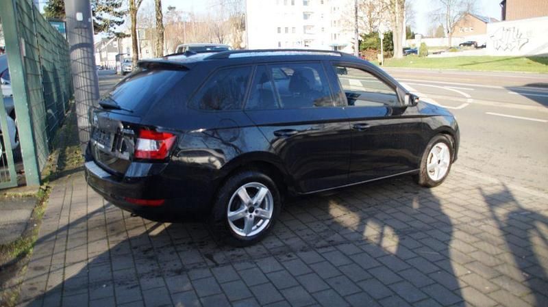 Gebraucht Skoda Fabia Ambition 75 PS (55 kW) 2019 Schwarz Kombi
