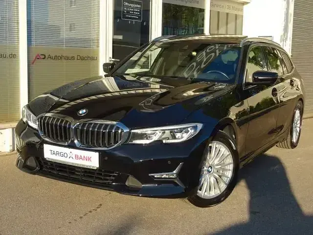 Gebraucht BMW 330e Luxury Line 292 PS (214 kW) 2021 Schwarz ii Kombi