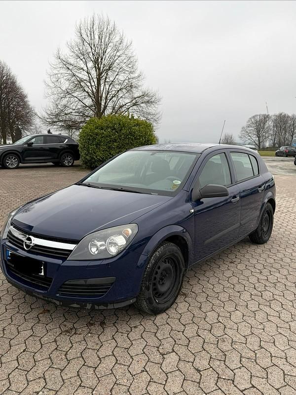 Gebraucht Opel Astra 105 PS (77 kW) 2006 Blau Limousine
