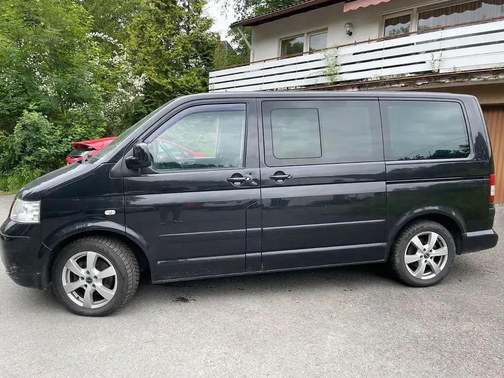 Gebraucht VW Multivan Comfortline 174 PS (127 kW) 2008 Schwarz Van / Kleinbus
