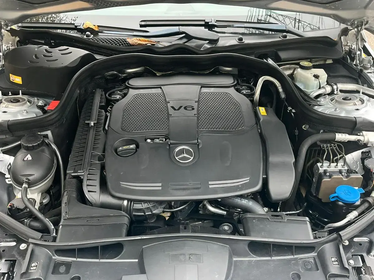 Gebraucht Mercedes E350 306 PS (225 kW) 2015 Silber Limousine