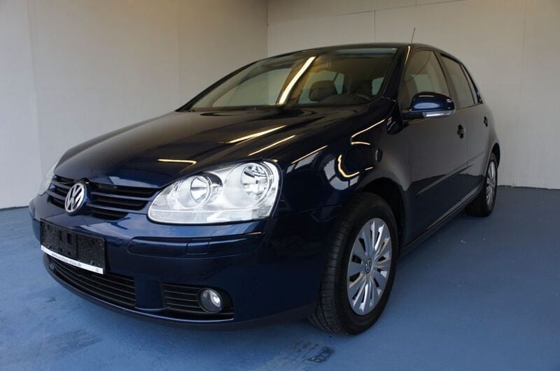 Blau Gebraucht 2008 VW Golf V United Limousine | 4.390 € (Etwas zu teuer) - Bild 1/4