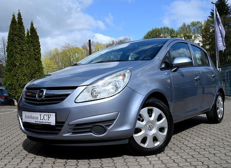 Gebraucht Opel Corsa Edition 60 PS (44 kW) 2009 Lichtsilber/silver lightning Kleinwagen