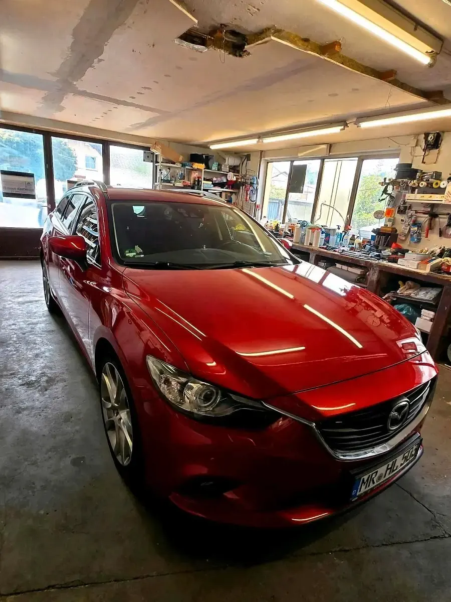Gebraucht Mazda 6 175 PS (128 kW) 2014 Rot Kombi