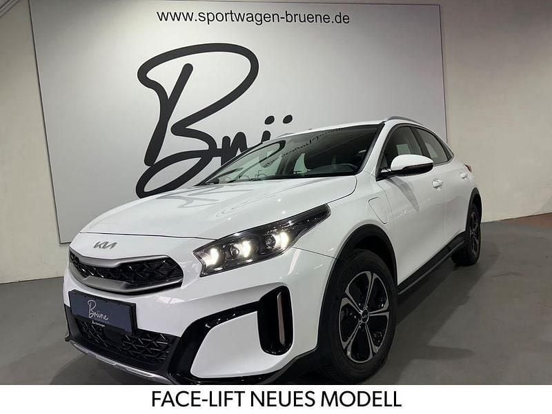 Gebraucht Kia XCeed Vision 141 PS (103 kW) 2022 Weiß SUV