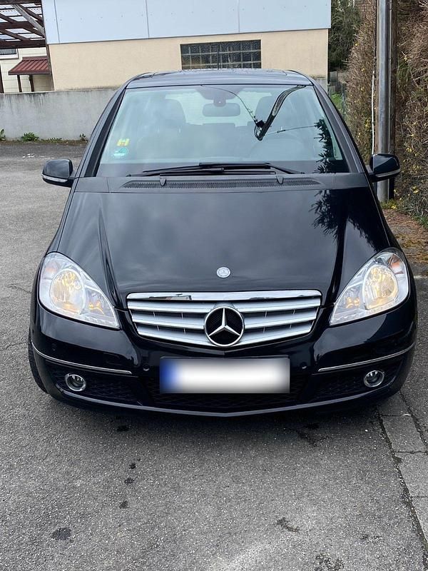 Gebraucht Mercedes A160 82 PS (60 kW) 2012 Schwarz Kombi