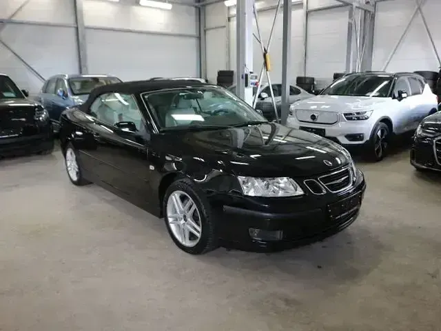 Occasion Saab 9-3 Vector 149 PK (109 kW) 2006 Zwart Cabriolet