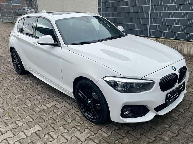 Gebraucht BMW 120 Performance 190 PS (139 kW) 2019 Weiß Kleinwagen