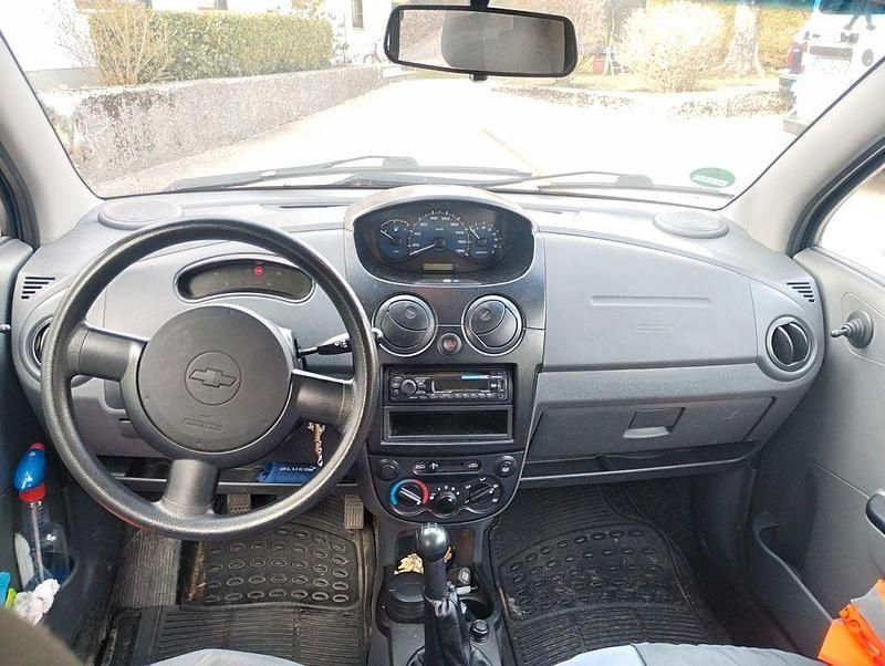 Gebraucht Chevrolet Matiz 52 PS (38 kW) 2009 Weiß Kleinwagen