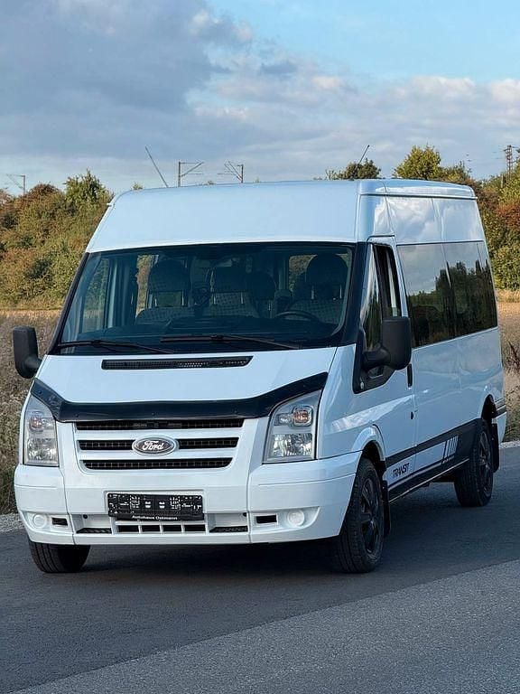 Weiß Gebraucht 2011 Ford Transit Limousine | 8.500 € - Bild 1/4