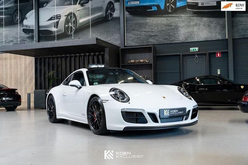 Weiß Gebraucht 2018 Porsche 911 Carrera 4 GTS | 104.950 € (Guter Preis) - Bild 1/4