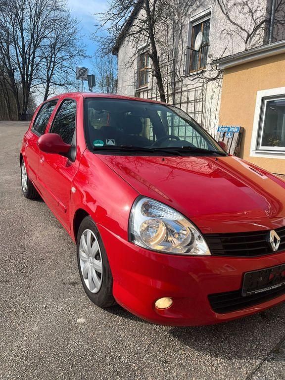 Gebraucht Renault Clio II Campus 75 PS (55 kW) 2011 Rot Kleinwagen