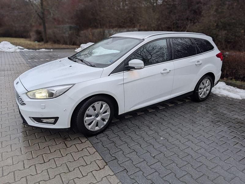 Gebraucht Ford Focus Titanium 150 PS (110 kW) 2018 Weiß Kombi