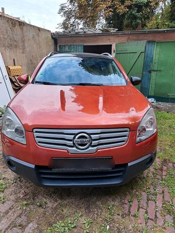 Orange Gebraucht 2009 Nissan Qashqai +2 SUV | 2.999 € (Guter Preis) - Bild 1/4