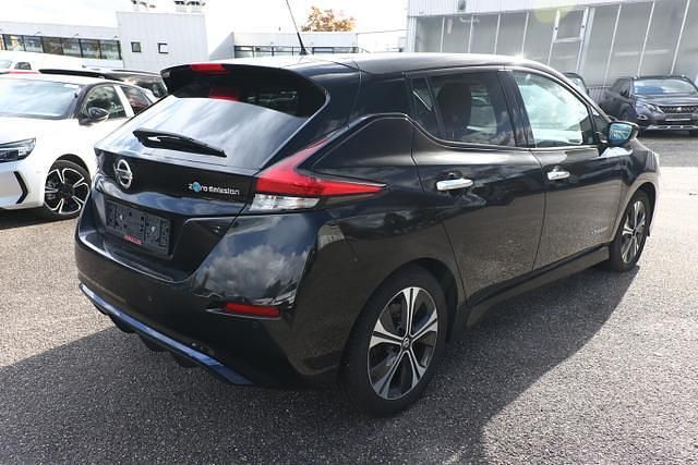 Enigma black enigma black Gebraucht 2019 Nissan Leaf Tekna Kleinwagen | 11.596 € (Fairer Preis) - Bild 1/4