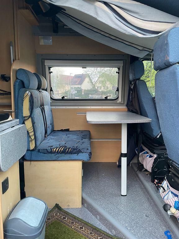 Second-hand Renault Master 114 CP (83 kW) 2006 Alb Monovolum