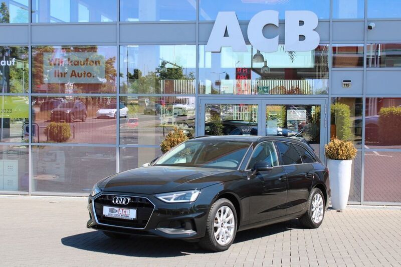 Schwarz Gebraucht 2022 Audi A4 Sport Kombi | 24.900 € (Guter Preis) - Bild 1/4
