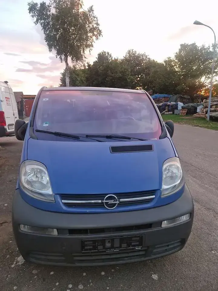 Gebraucht Opel Vivaro 101 PS (74 kW) 2003 Van / Kleinbus