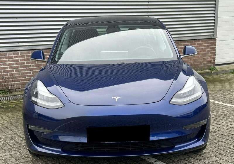 Blau Gebraucht 2021 Tesla Model 3 Limousine | 22.500 € (Guter Preis) - Bild 1/4