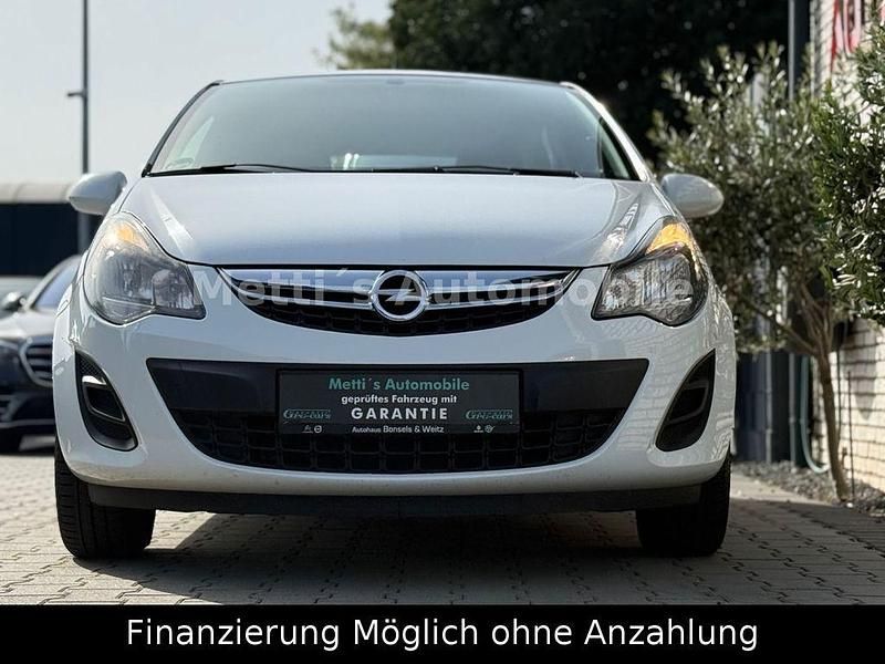 Gebraucht Opel Corsa Selection 69 PS (50 kW) 2014 Casablancaweiss/glacier/arctic Kleinwagen