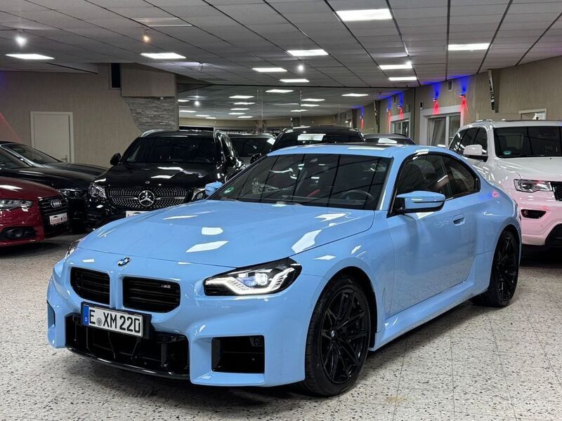 Blau Gebraucht 2023 BMW M2 Performance Coupé | 53.800 € - Bild 1/4