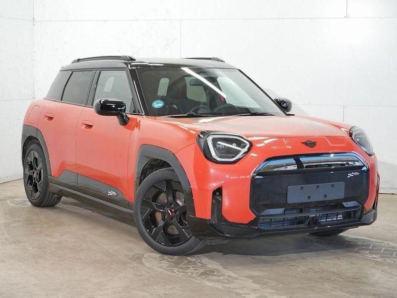 Second-hand Mini Aceman 135 kW (184 CP) 2024 Roșu SUV