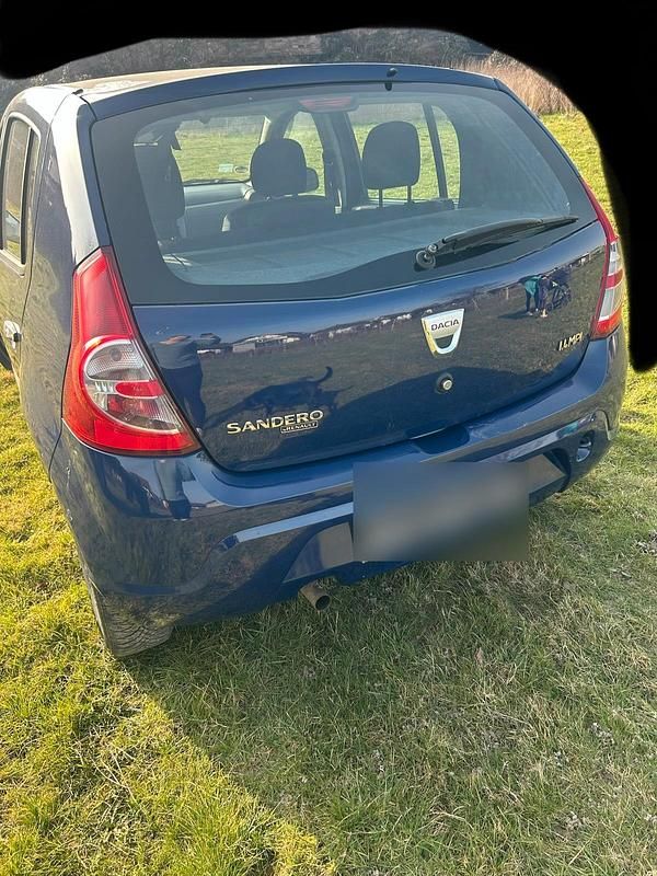 Gebraucht Dacia Sandero 74 PS (54 kW) 2009 Blau Kleinwagen