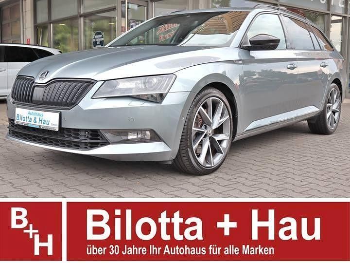 Grau Gebraucht 2018 Skoda Superb SportLine Kombi | 27.950 € (Teuer) - Bild 1/4