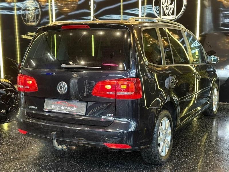 Gebraucht VW Touran Cup 105 PS (77 kW) 2015 Schwarz Van / Kleinbus