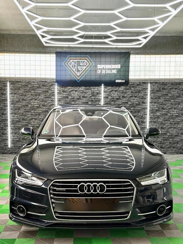 Blau Gebraucht 2016 Audi A7 Design Limousine | 21.900 € (Guter Preis) - Bild 1/4