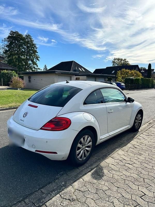 Gebraucht VW Beetle 105 PS (77 kW) 2015 Weiß Kleinwagen