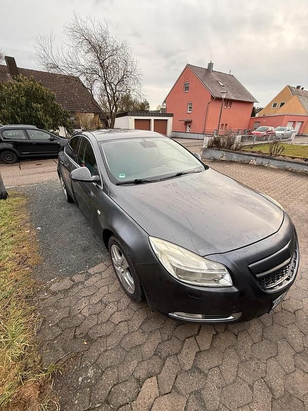 Gebraucht Opel Insignia 160 PS (117 kW) 2009 Grau Limousine