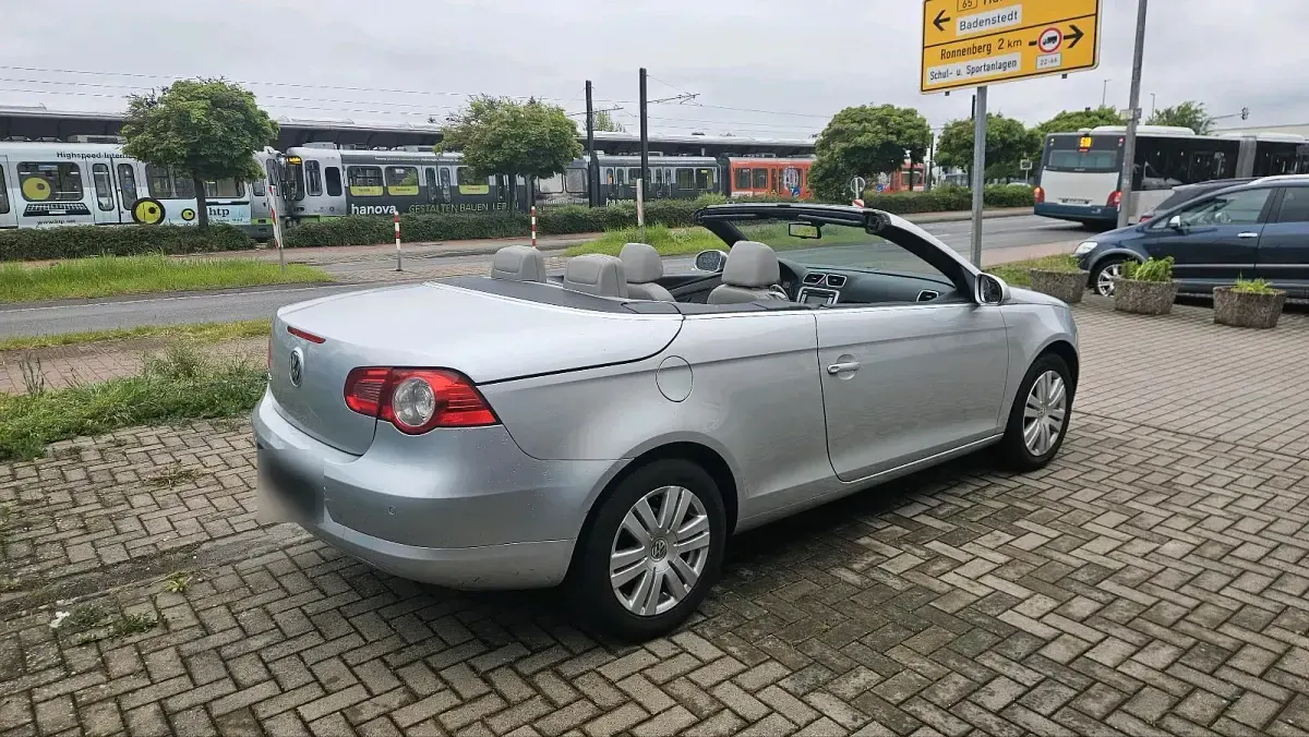 Brugt VW Eos 140 HK (102 kW) 2007 Sølv Cabriolet