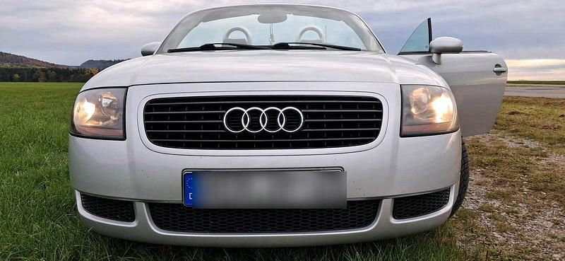 Silber Gebraucht 2001 Audi TT S-Line Cabrio | 6.300 € - Bild 1/4