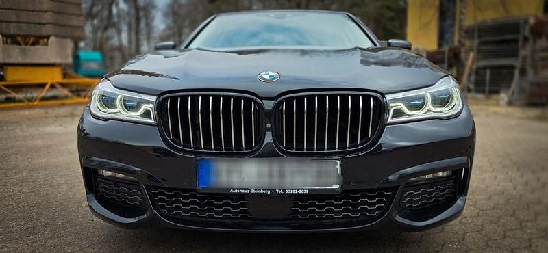 Gebraucht BMW 730 M Sport 265 PS (194 kW) 2018 Schwarz Limousine