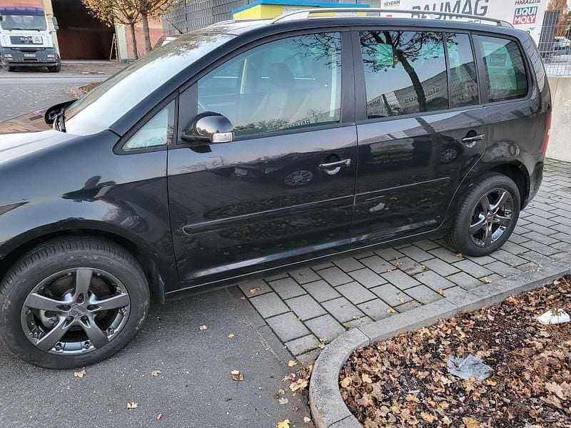 Gebraucht VW Touran 150 PS (110 kW) 2005 Schwarz Van / Kleinbus