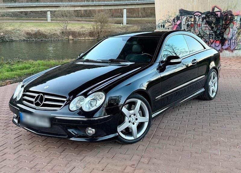 Gebraucht Mercedes CLK320 AMG 224 PS (164 kW) 2008 Schwarz Coupé