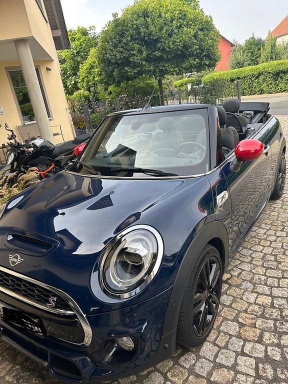 Blau Gebraucht 2018 Mini Cooper S Kleinwagen | 20.199 € (Fairer Preis) - Bild 1/4
