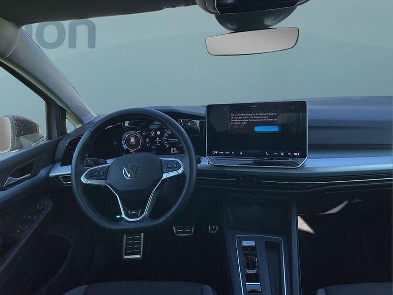 Gebraucht VW Golf VIII 150 PS (110 kW) 2025 Grau Kleinwagen