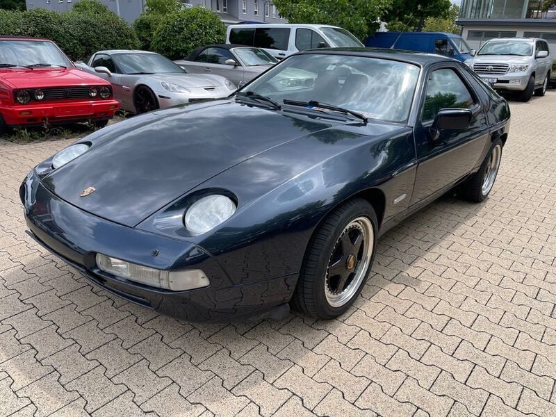 Blau Gebraucht 1987 Porsche 928 Coupé | 25.500 € - Bild 1/4